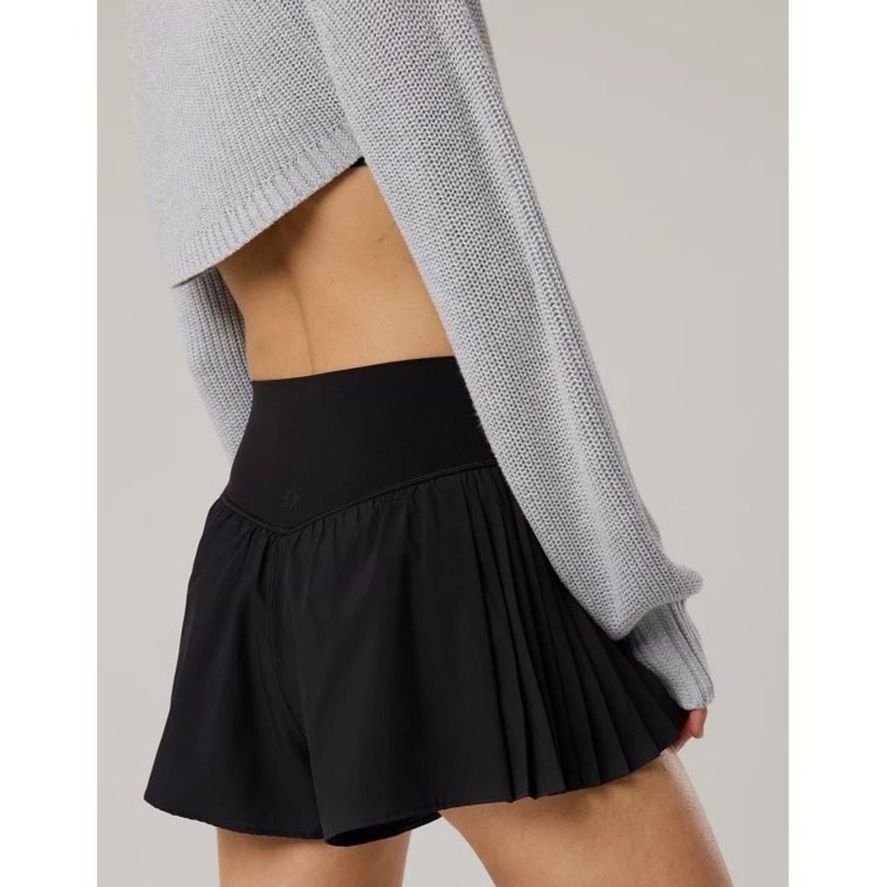 Aerie OFFLINE Real Me Pleated Flowy Short High Waisted Womens S Black NWT